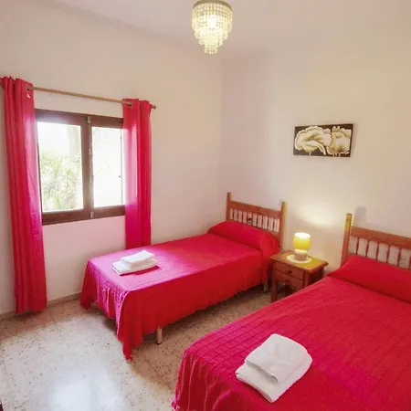 Condelmar - Modern Close To The In Villa